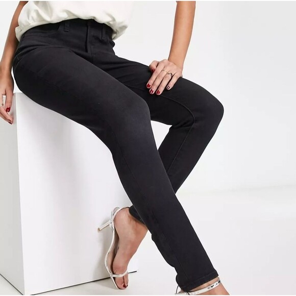 Madewell Roadtripper Jeans Women Size 26 Black Stretch Cotton Blend Mid-Rise - Picture 2 of 9